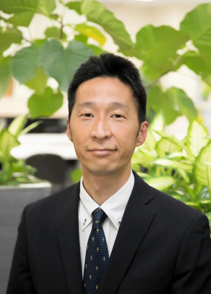 中脱颖而出