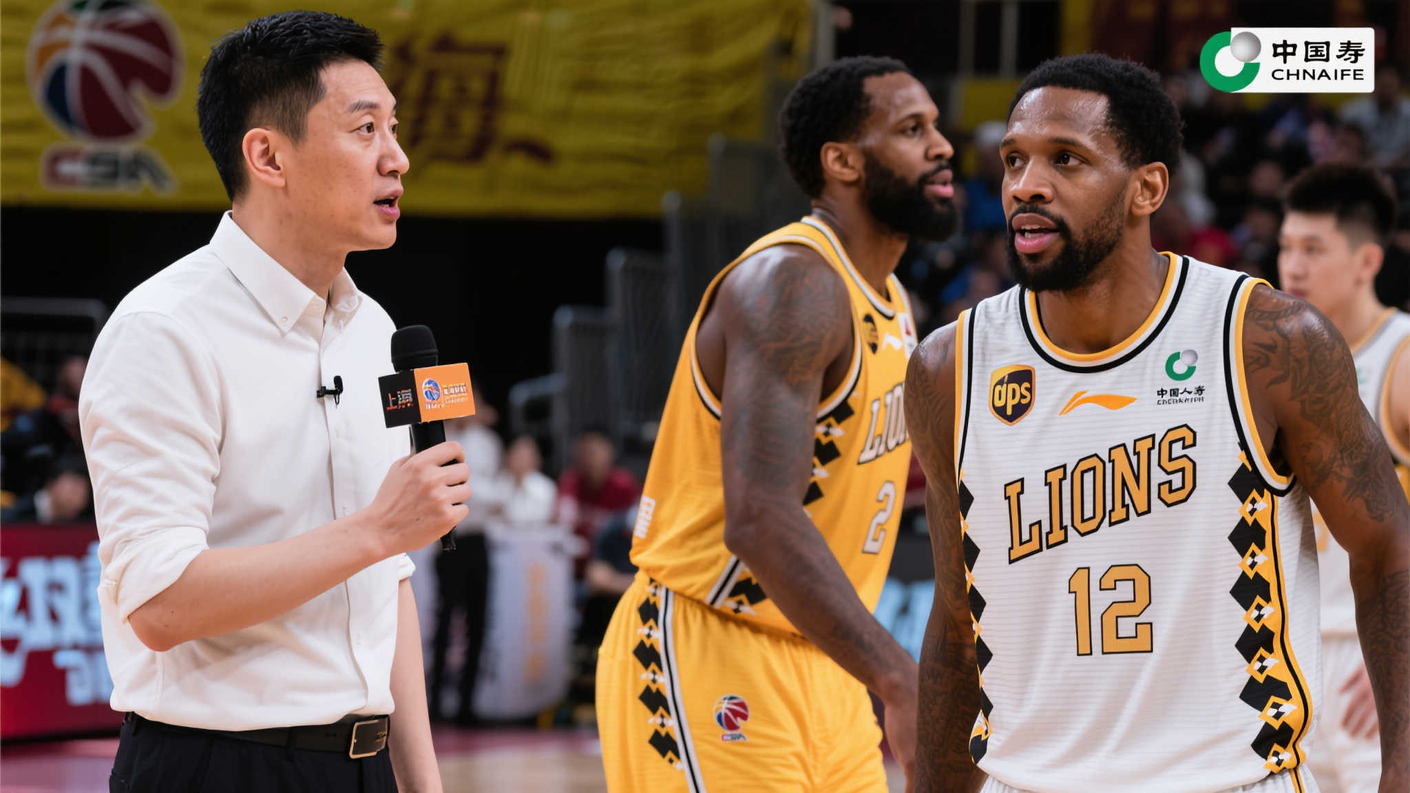 並展現了堅 並展現了堅