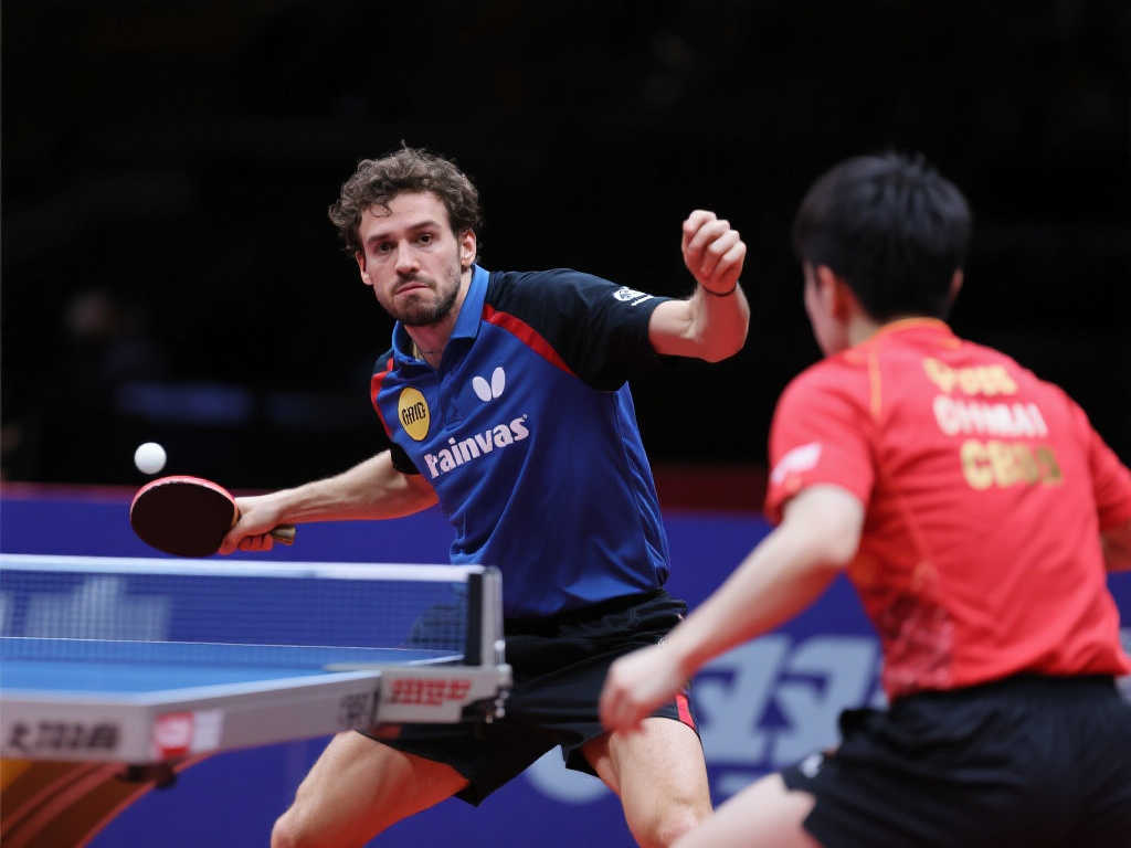 富勒姆簽下阿賈克斯新星後衛貝西！.